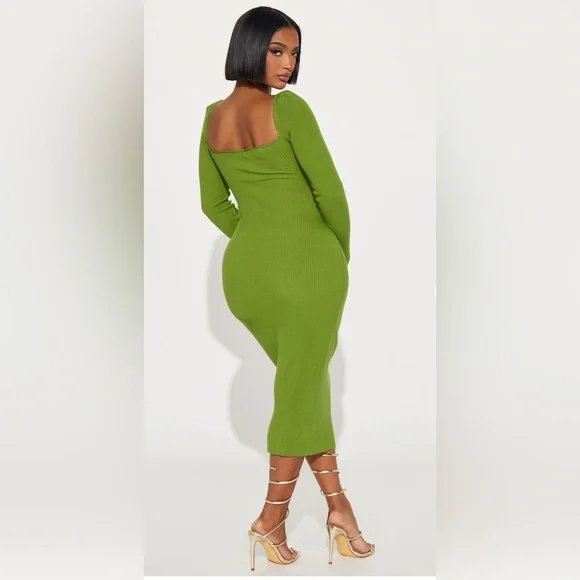 Elegant Green Long Sleeve Dress - Picture 3 of 6